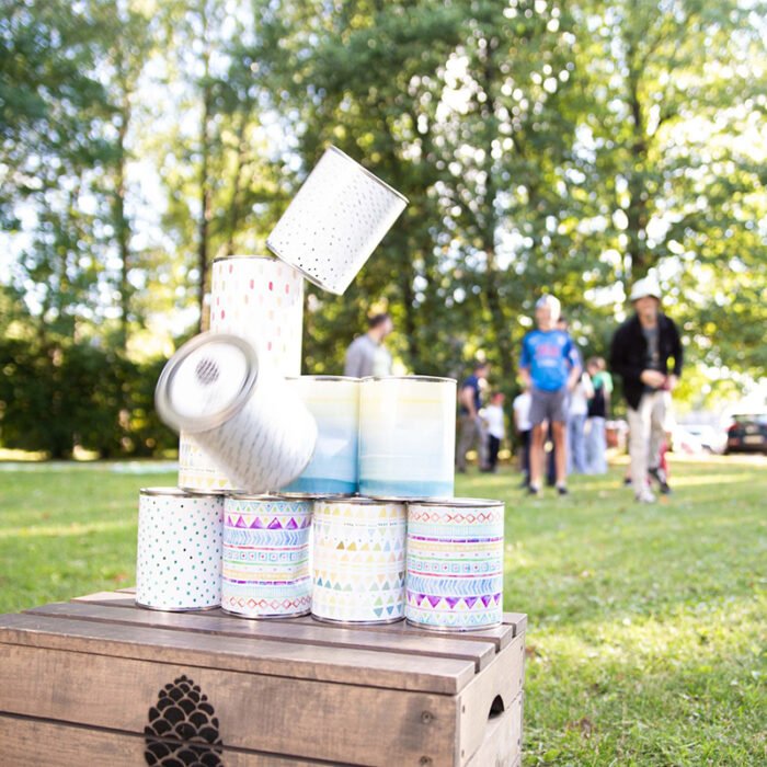 pradinuku isleistuves lauke - Margas miskas mediniai zaidimai